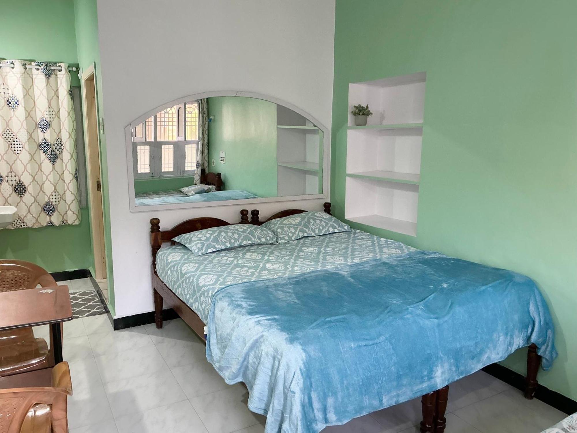האמפי Kalyan Guesthouse מראה חיצוני תמונה
